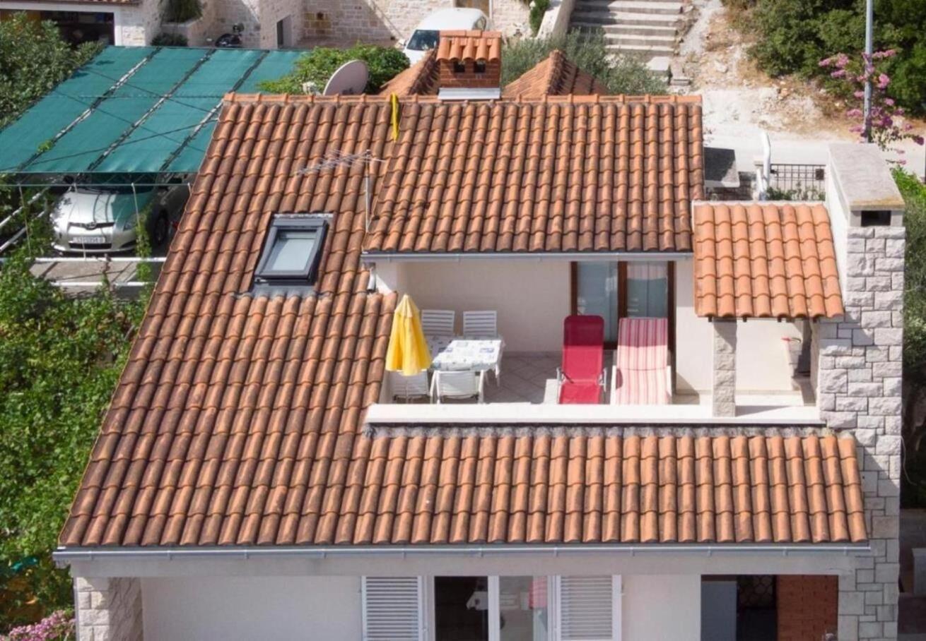 Apartments Damir - 80 M From Beach Postira Luaran gambar